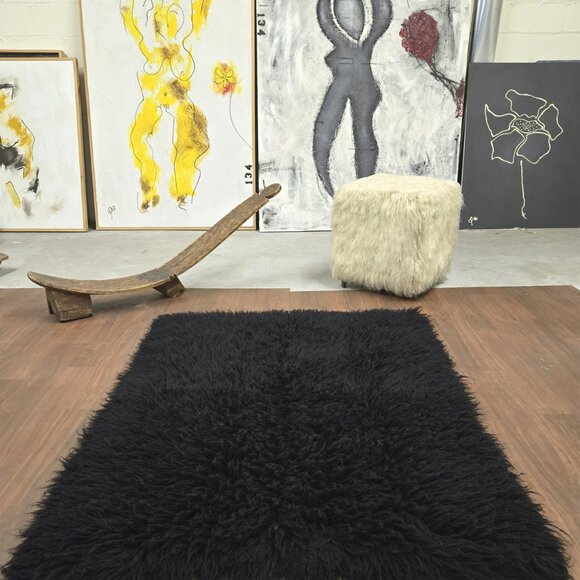 SUPER THICK 3X5 JET BLACK FLOKATI RUG | BRAND NEW | LONG 3.5" PILE | 100% WOOL - Picture 6 of 6